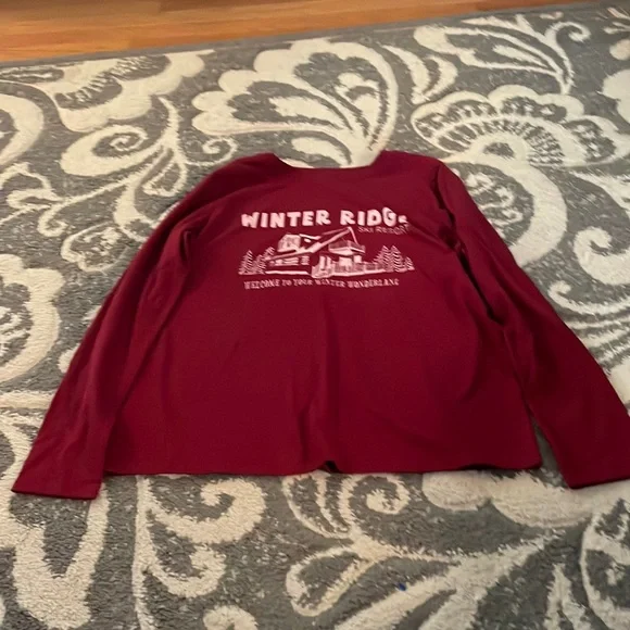 ❄️🎿 vintage style ski resort Tee🎿❄️ - Picture 2 of 2